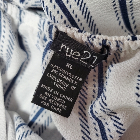 Jumpsuit Pants White with Blue Ruffle Top Tanktop - Picture 4 of 4